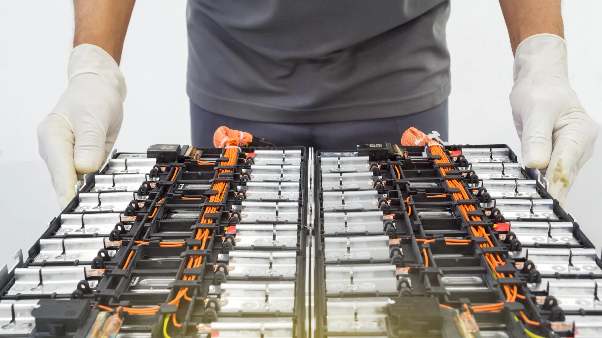 Chinese Sodium-Ion Battery Rivals Tesla